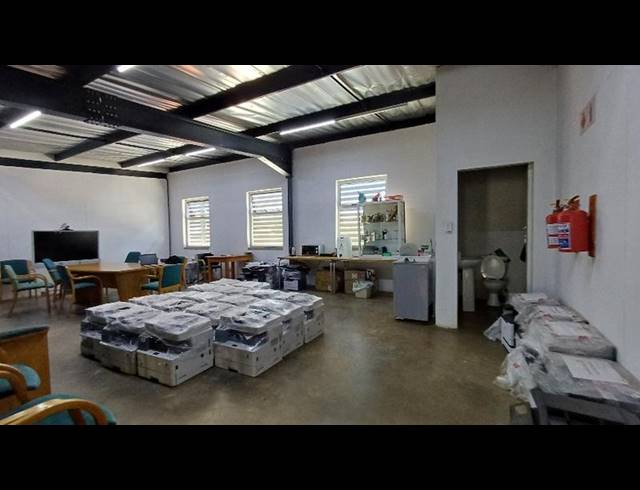 INDUSTRIAL PROPERTY TO RENT IN HENNOPSPARK